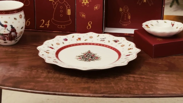 Amazon.com: Villeroy & Boch Christmas Toy's Memory Advent Calendar