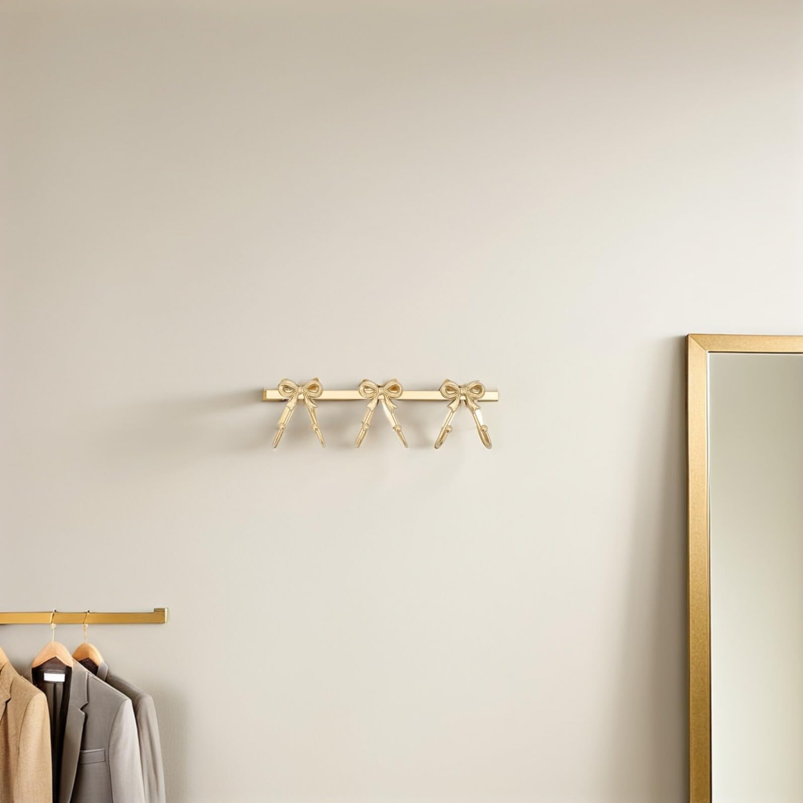 Didiseaon Gancio da Parete in Ferro con Fiocco Dorato Portasciugamani e Organizer per Accappatoi Cappelli e Borse Supporto Rustico e Decorativo per Bagno e Ingresso