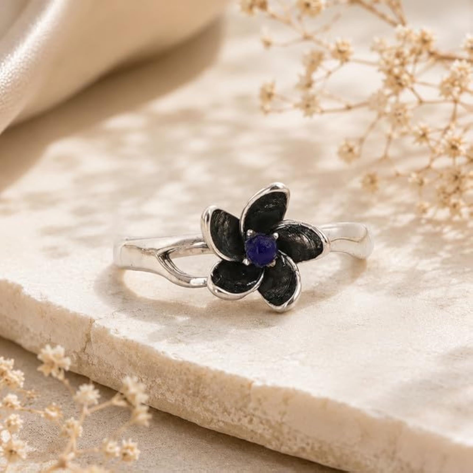 Women's 925 Sterling Silver Blue Lapis Lazuli Flower Design Ring