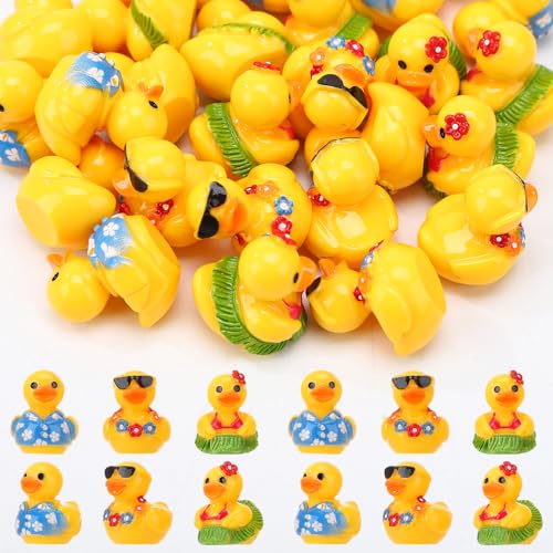 GGSTDDUP 30 Pcs Summer Beach Resin Ducks, Funny Hawaii Duck Figurines, Mini Duckies for Cruise Ship for Summer Beach Swimming Pool Cruise Party Bathtub Decor Birthday Gift (3 Styles)