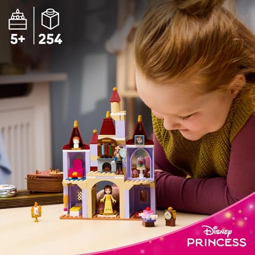 | Disney Princess Belle e il Castello Incantato della Bestia - Giocattolo con 2 Mini Bamboline e Figura di Lumière - Regalo per Bambine da 5 Anni in su e per Fan della Bella e la Bestia - 43289 - Lego - Immagine 4