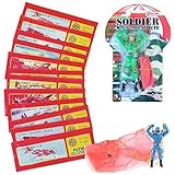SPIELSPASS - Die Gleitflugzeuge lassen sich ganz einfach zusammenbauen. Die Fallschirmspringer müssen einfach nur hochgeworfen werden