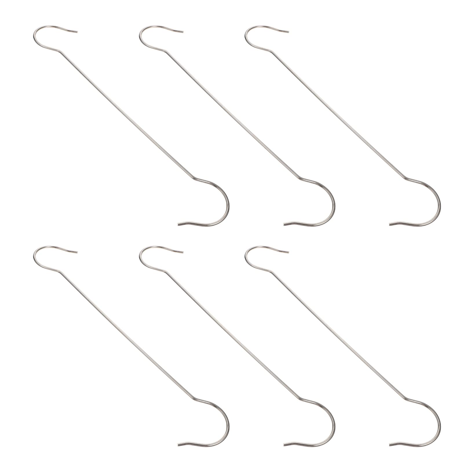 Supports pour plantes suspendues évitant l'encombrement au sol sur les petits balcons