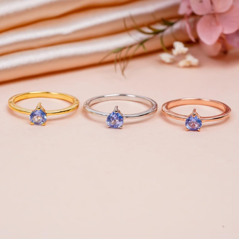 Bague topaze bleue suisse taillée main : l'éclat durable d'une bague en pierre précieuse