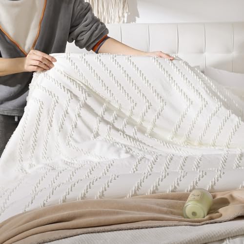 Image of YIRDDEO Ivory White Queen Comforter Set 3Pcs, Boho Farmhouse Queen Size Bedding Set, Vertical Tufted Bed Set, Lightweight Neutral Bedroom Set (1 Comforter 2 Pillowcases)