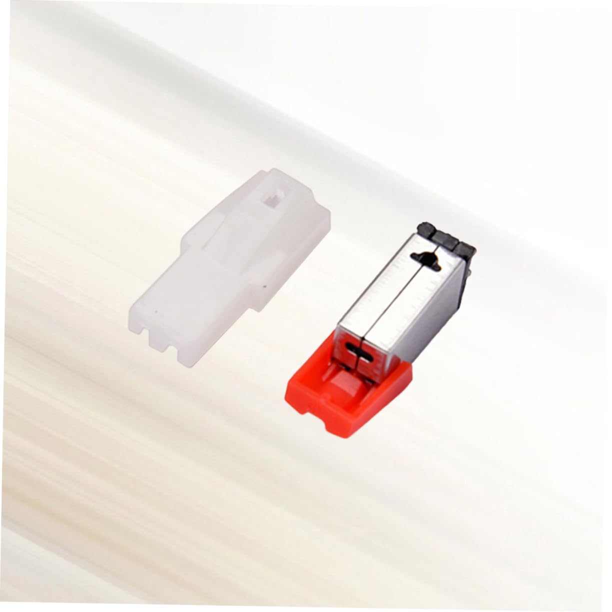 Artibetter 2pezzi Stylus Magnetico Rosso Di Ricambio Per Giradischi Accessori Per Dischi Vinile Facile Installazione Qualità Audio Eccellente Compatibile Con Giradischi