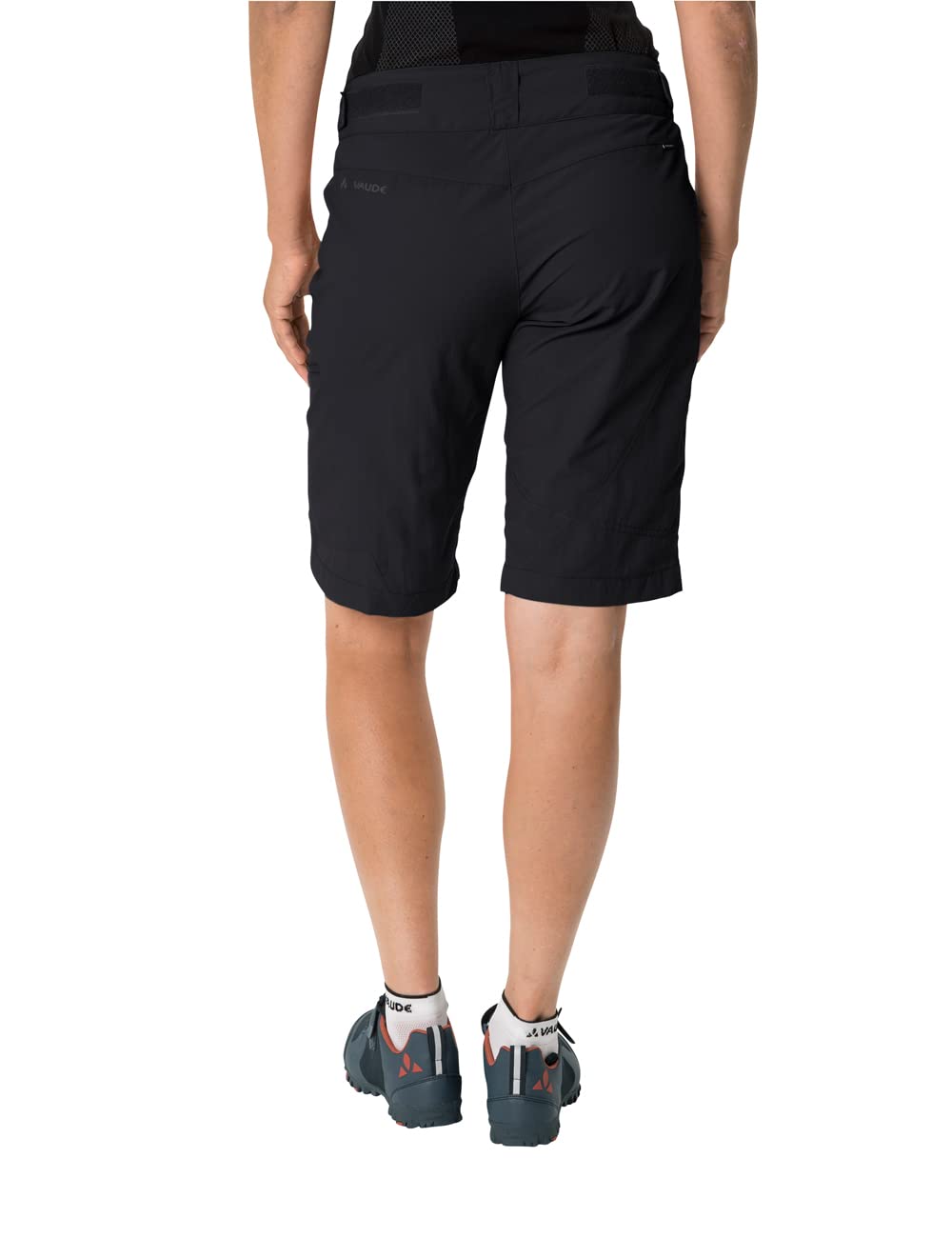 VAUDE Hose Damen Tamaro Shorts II – Fahrradhose für Damen, MTB Shorts, Gepolsterte Fahrradshorts, Atmungsaktive und Nachhaltige Radlerhose für Fahrradtouren