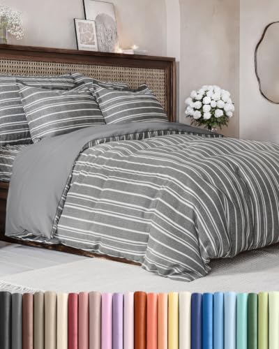 Image of Duvet Cover Full Size - 3 Piece with Zipper Closure - Grey Stripes