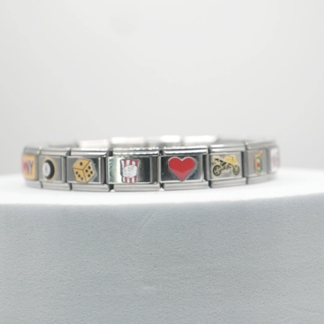 Amazon.com: 2CUTECHARMZ Full 18 Charm Italian Charm Bracelet