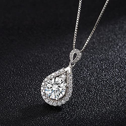 Collier bijoux en diamant et pendentif péridot pour illuminer vos soirées d'été - 2