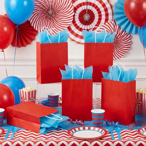 Bolsas de regalo rojas para lectura escolar y talleres infantiles durante la semana del libro 3