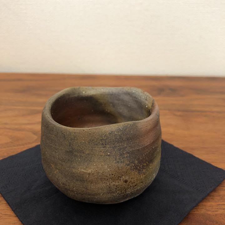備前焼　中村六郎　なかむらろくろう　酒呑　ぐい呑 Amazon.co.jp: 備前焼 中村六郎 なかむらろくろう 酒呑 ぐい呑