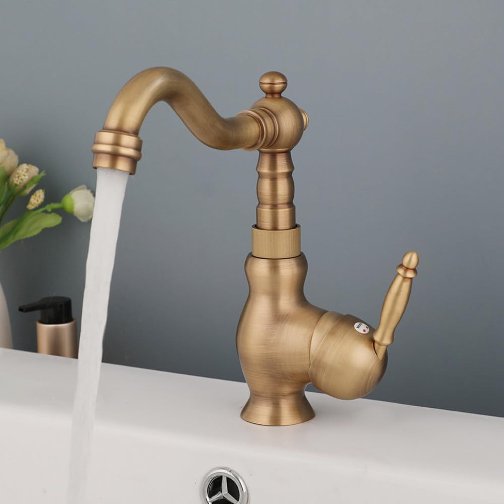 Mitigeur de lavabo rétro en laiton pour une salle de bains au charme d'antan