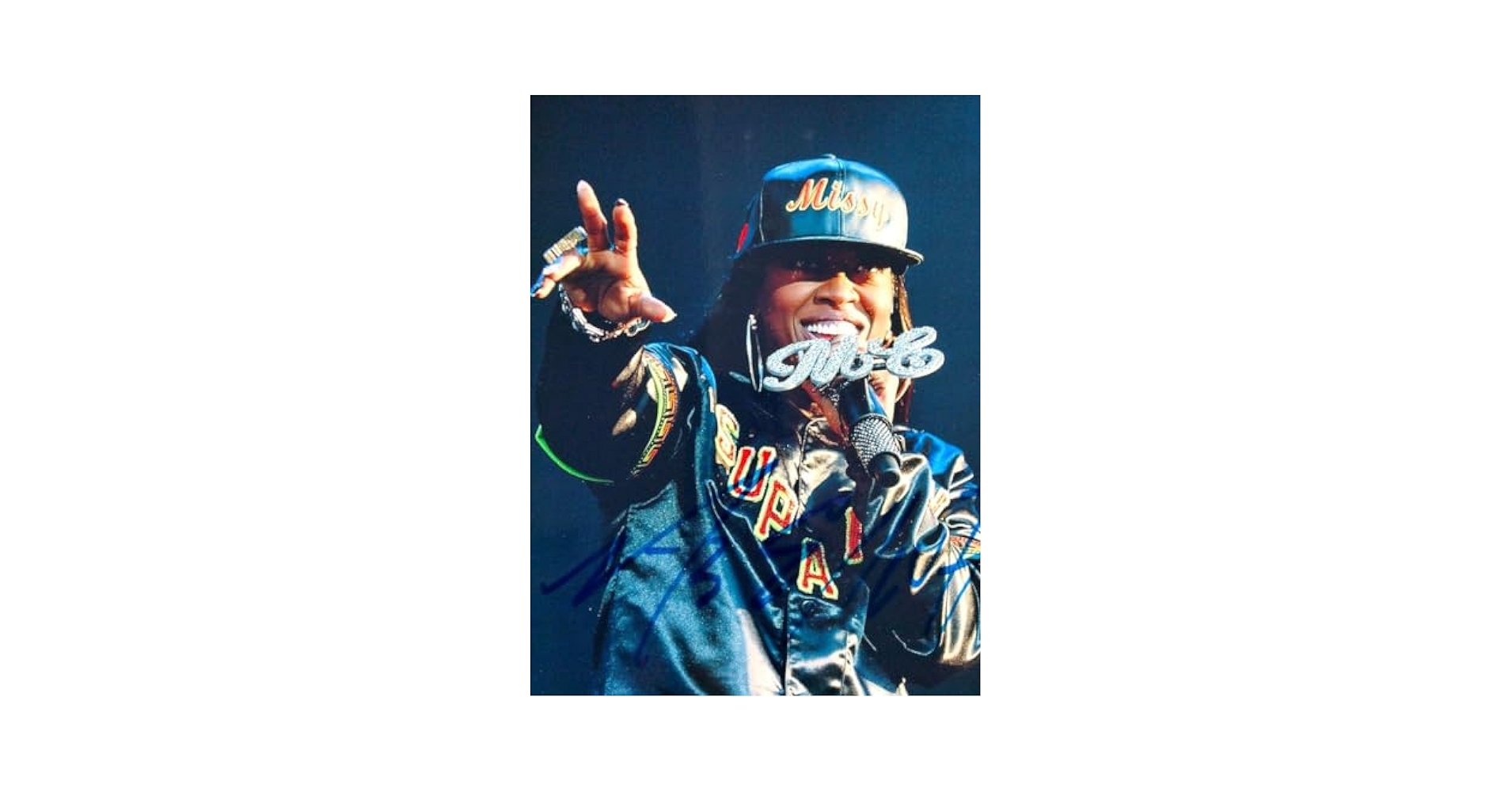 ミッシー・エリオット直筆サイン入り超大型写真…Missy Elliott Amazon.co.jp: ミッシー エリオット直筆サイン入り超大型写真