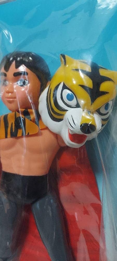 HMV限定■ マルサン タイガーマスク マスク面取れ ソフビ HMV限定□ マルサン タイガーマスク マスク面取れ ソフビ Amazon