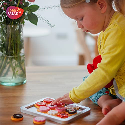 BeeSmart - Wooden Cookie Biscuit Baking Set