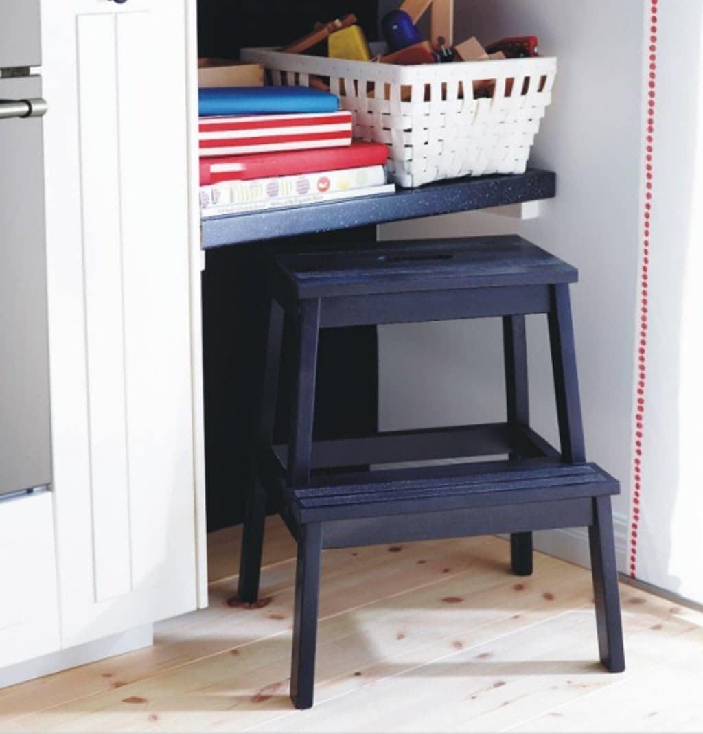 OKUOKA Wood Step Stool Kitchen Ladder Solid Wood Chair Simple Two Steps Home, 2 Colors Step Stools (Color : Black)