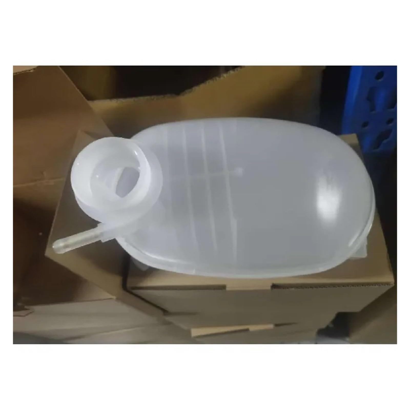 Coolant Expansion Tank for Kuga for Escape 2017-2019 GV618A080AC Engine Coolant Reservoir Expansion Tank GV6Z8A080A(GV618A080AC)