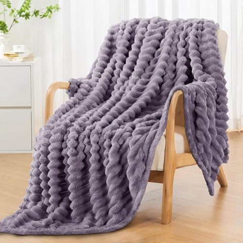 RUIKASI Kuscheldecke Flauschig Decke Lila - 150x200cm Fleecedecke Sofadecke Couchdecke für Wohnzimmer Deko Tagesdecke Blanket… – Ansicht 3