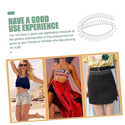 Accessoire textile élégant sous forme de chaîne à franges en cristaux argentés