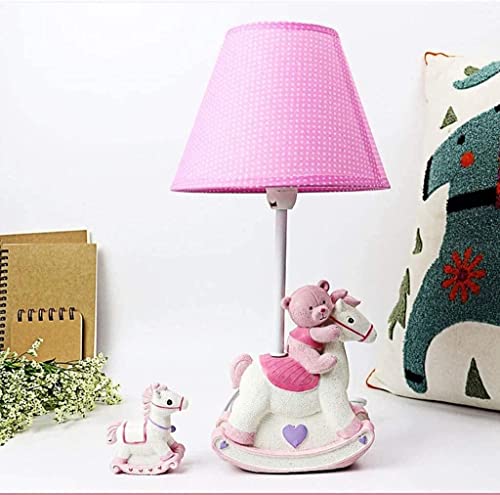Lampe de bureau cheval de Troie rose pour illuminer les lectures du soir de votre enfant