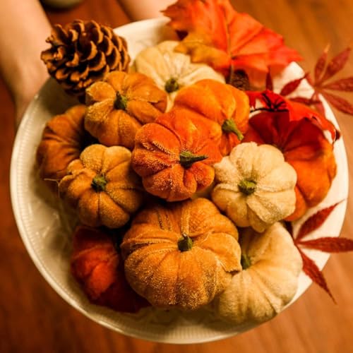 Calabazas de terciopelo para decorar tu mesa de Acción de Gracias 4