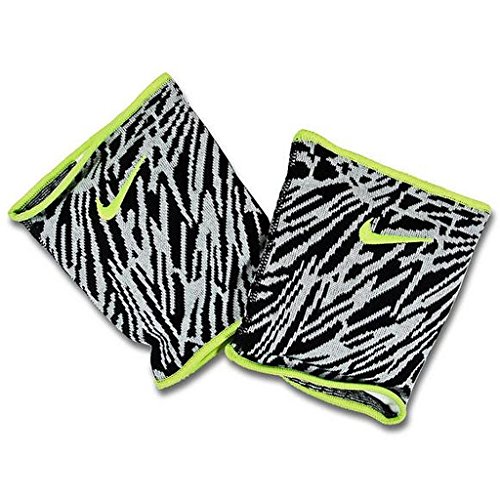 nike essential knee pads