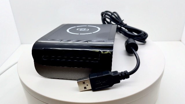 FONGWAH UHF RFID Reader Writer 860-960MHz Read Range Up to 100cm