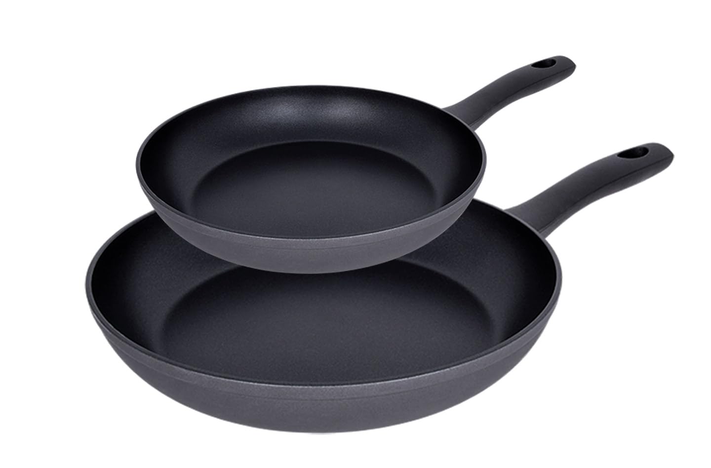 Arcos Serie Kaula | Lote de Sartenes 20 y 24 cm | Aluminio Forjado | Recubrimiento QuanTanium | Apta cualquier cocina | Mango Efecto Frio | Sistema ahorro energético | Apta lavavajillas | Color Negro | Recubrimiento QuanTanium, apta para cualquier cocina.