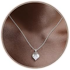 Heart-shaped zircon necklace in silver color