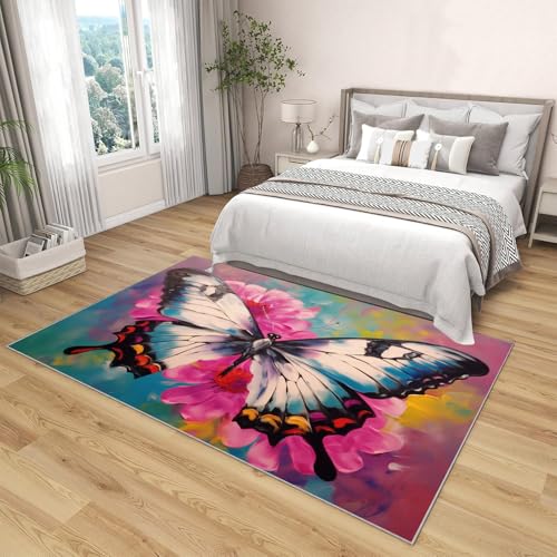 Tapis motif papillon et fleur rose blush effet peinture a l'huile