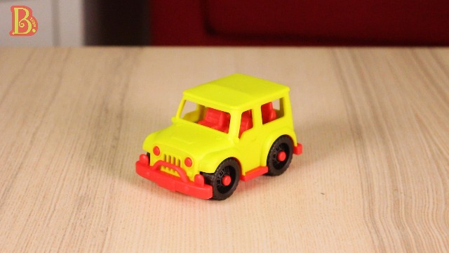 B. toys - Mini Wheeee-ls! - Autobus, auto da corsa, auto della polizia - Veicoli giocattolo per bambini e ragazzi - 1 anno