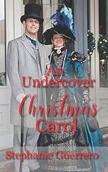 Paperback An Undercover Christmas Carol Book