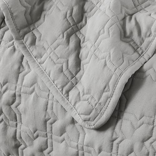 Grey King Size Quilt Bedding Sets with Pillow Sham, Summer Lightweight Soft Bedspread Coverlet, Farmhouse Country Textured Quilted Blanket Thin Comforter Bed Cover, 3 Pieces, 104x90 inches