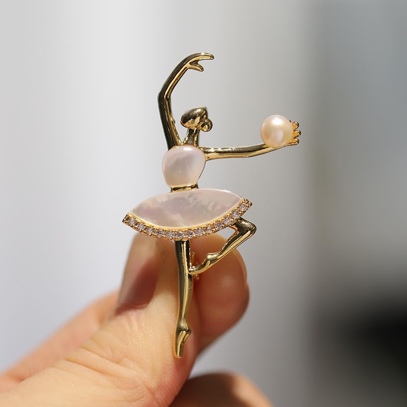 Image of Elegant Pearl Flower Designer Brooch Pins Broches Costume Jewelry For Women Fashion Christmas Gift