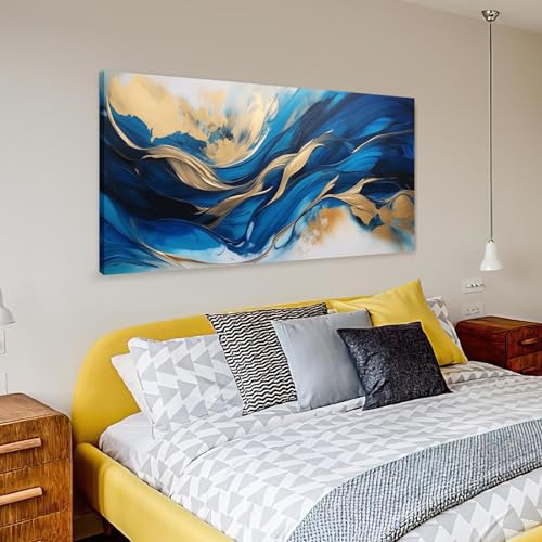 Décoration moderne pour salon avec grande toile abstraite bleue