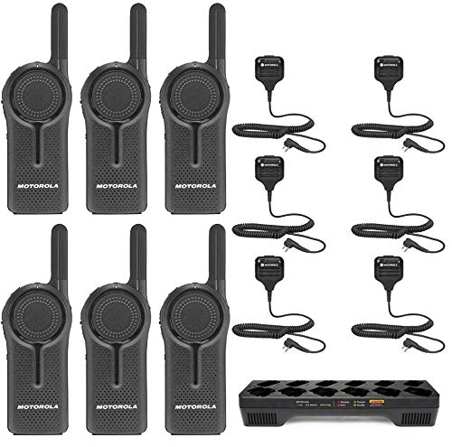 DLR1020 2 Channel 900 MHz Digital License Free Radio with HKLN4606 Speaker Microphone and PMLN7136 Multi Unit Charger