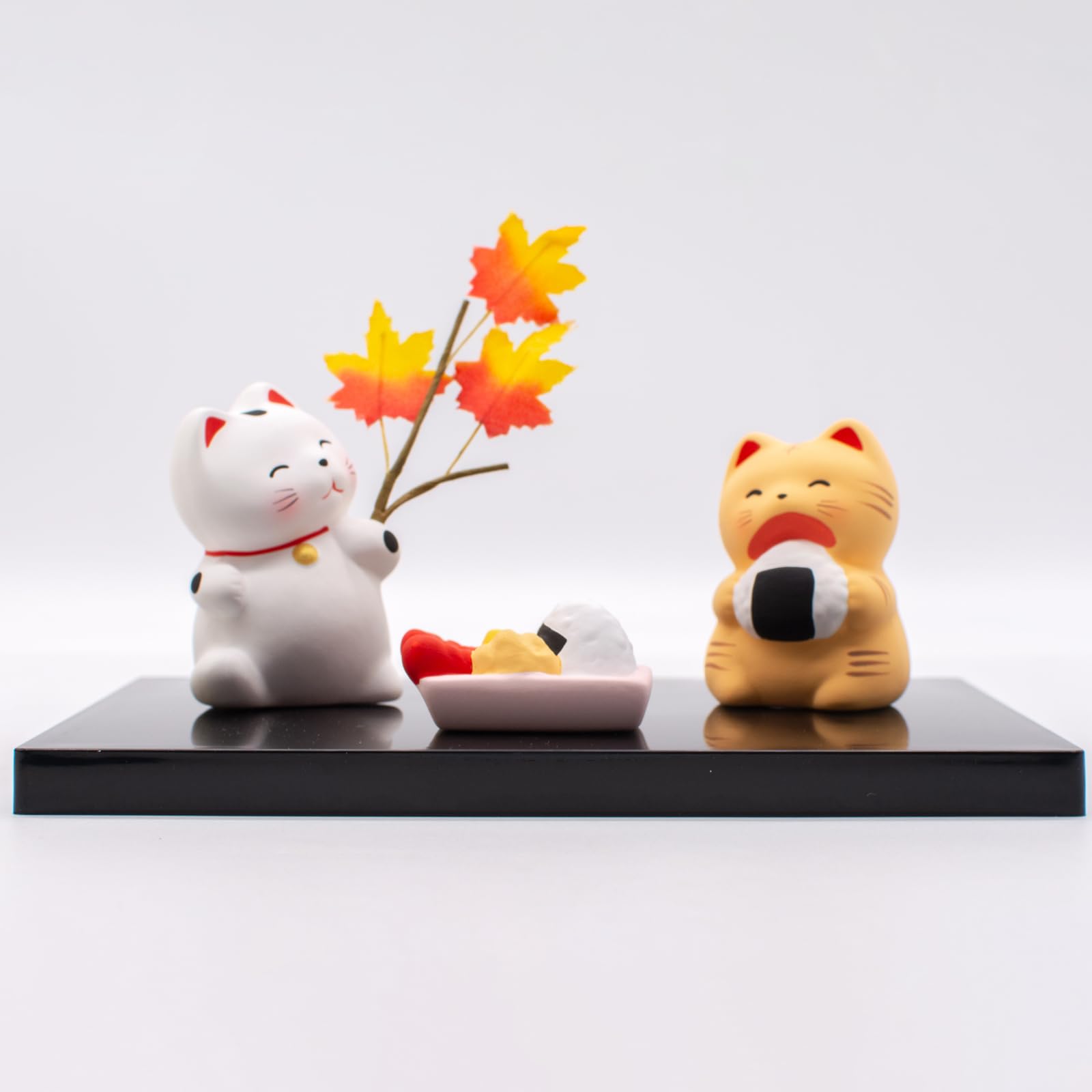 ✳︎初売り.新春特別価格✳︎多肉植物そのまま飾れる.市販の陶器スニーカー 楽天市場】陶器製 干支の置物 午年 お正月飾り 昭峰作 開運彩絵親子午