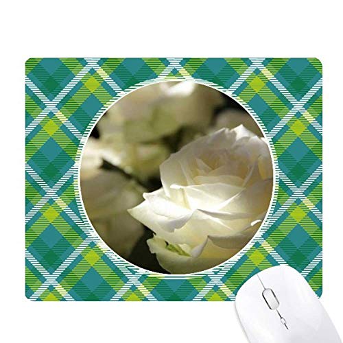 Rose blanche sombre tapis de souris grande taille au motif géométrique pixel exclusif