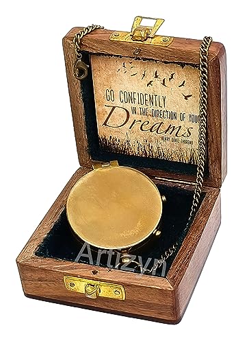Brújula de latón con caja de madera grabada miniatura 7