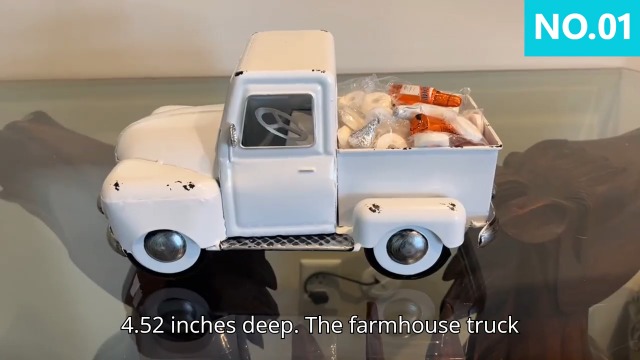 Amazon.com: FGYPYLFF Farmhouse White Truck Decor, Vintage Metal