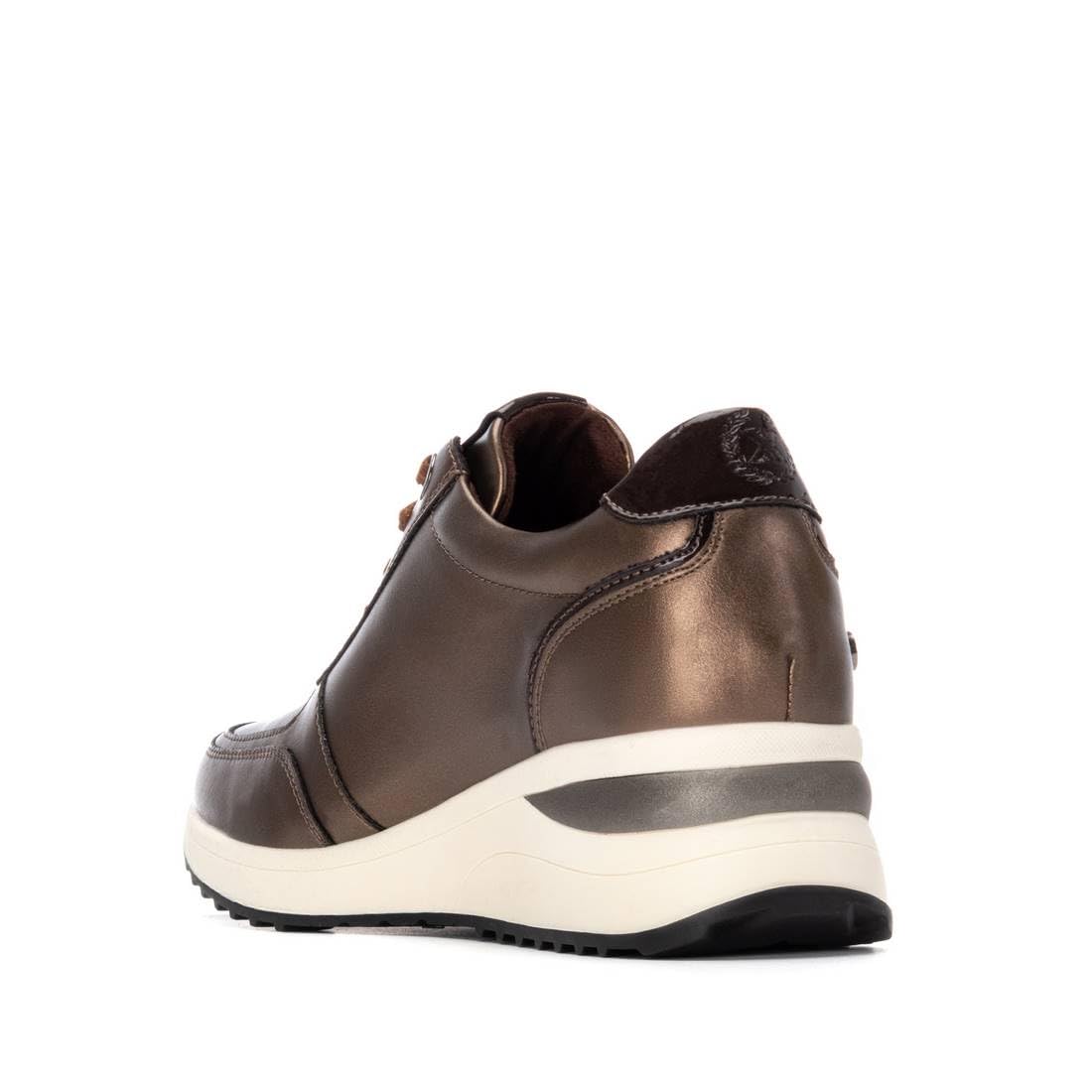 XTI - Sneakers Kobiety - Wygodne i wszechstronne obuwie – moda casualowa