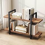 Le grain du bois rustique lui donne plus de caractère et fait une impression : l'aspect naturel et l'artisanat de la petite bibliothèque à 2 niveaux, ainsi que son grain de bois massif rustique, contribuent à sa personnalité et à la façon dont elle égaie une pièce et fait une impression.