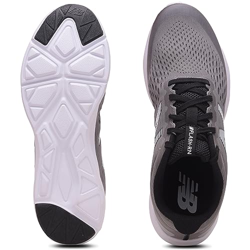 Image of New Balance Men Flash Running Shoes