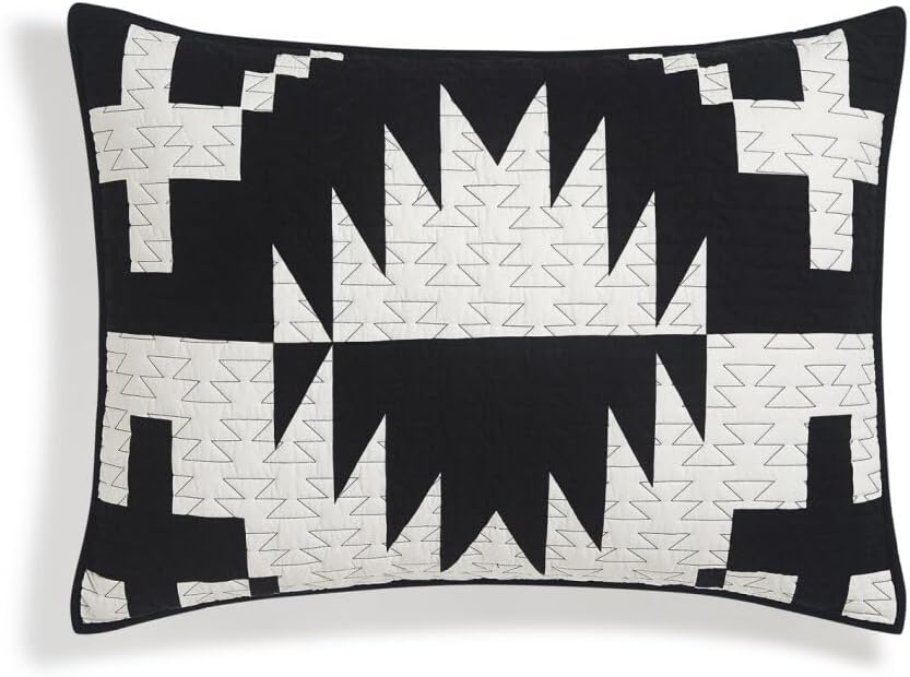 Pendleton Spider Rock Full/Queen Quilt Bedding Set - 3-Piece Western Patterned Lightweight Bedspread & Pillow Shams, Reversible, 100% Cotton, Black/White