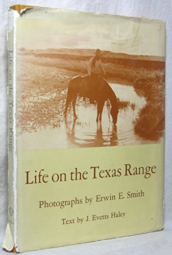 Life on Texas Range 0292746237 Book Cover
