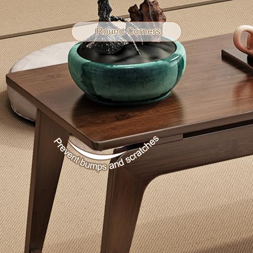 Table basse japonaise pour manger au sol confortablement dans le salon