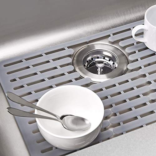 OXO Good Grips All-Silicone Sink Mat, Small by OXO - Used condition - Image 4