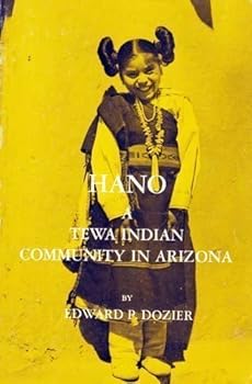 Paperback Hano: The Tewa Indian Community in Arizona Book