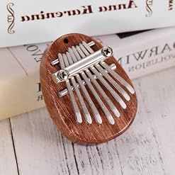 Kalimba Instrument – Piano à pouce 8 touches Instrument de musique portable – Mini Kalimba Thumb Piano pour enfants et… - Les Beatles, Paul McCartney, John Lennon, RIngo Starr, George Harrison Kalimba Instrument – Piano à pouce 8 touches Instrument de musique portable – Mini Kalimba Thumb Piano pour enfants et… – Image 6